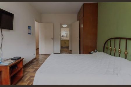 Casa à venda com 4 quartos, 206m² em Campo Belo, São Paulo