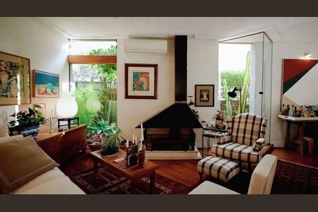 Casa à venda com 4 quartos, 402m² em Alphaville, Barueri