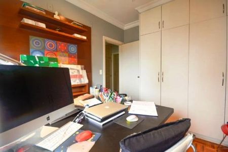 Apartamento à venda com 229m², 4 quartos e 4 vagas