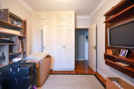 Apartamento à venda com 229m², 4 quartos e 4 vagas