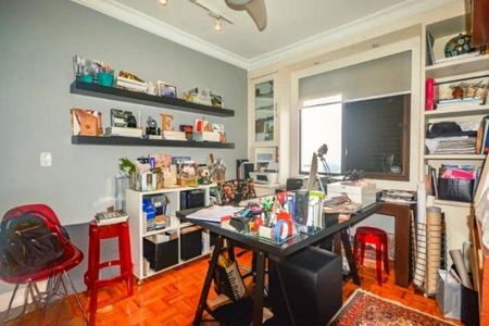 Apartamento à venda com 229m², 4 quartos e 4 vagas