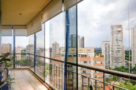 Apartamento à venda com 229m², 4 quartos e 4 vagas
