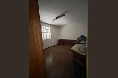Casa à venda com 3 quartos, 400m² em Jardim Monjolo, São Paulo