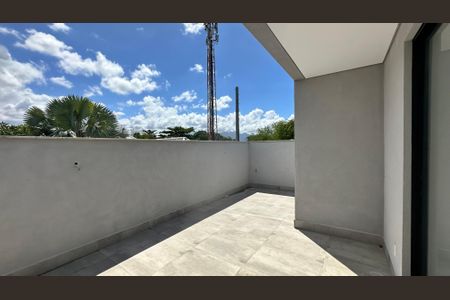 Casa de condomínio à venda com 462m², 5 quartos e 1 vagaVaranda