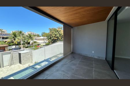 Casa de condomínio à venda com 462m², 5 quartos e 1 vagaVaranda