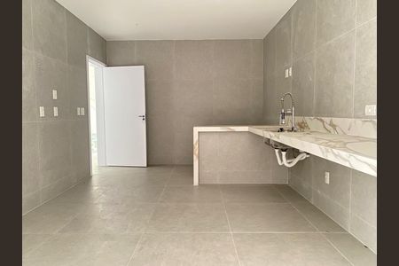 Casa à venda com 4 quartos, 462m² em Barra da Tijuca, Rio de Janeiro