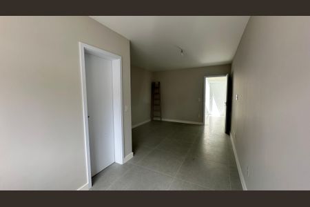 Casa de condomínio à venda com 462m², 5 quartos e 1 vagaQuarto 2