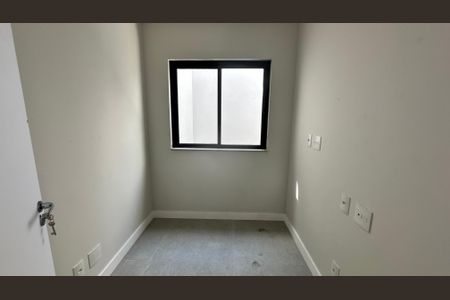 Casa de condomínio à venda com 462m², 5 quartos e 1 vagaQuarto de Serviço