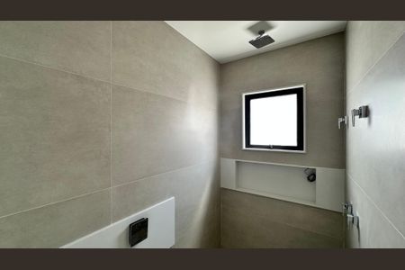 Casa de condomínio à venda com 462m², 5 quartos e 1 vagaBanheiro quarto 3