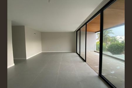 Casa à venda com 4 quartos, 462m² em Barra da Tijuca, Rio de Janeiro