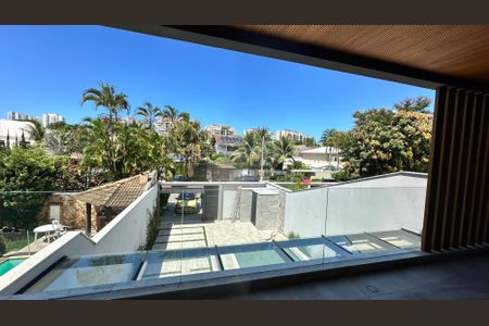 Casa de condomínio à venda com 462m², 5 quartos e 1 vagaVaranda