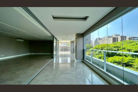 Apartamento à venda com 354m², 5 quartos e 4 vagas