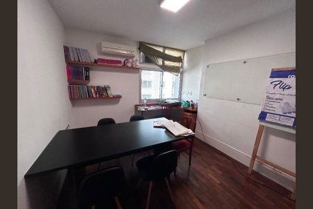 Apartamento à venda com 3 quartos, 140m² em Icaraí, Niterói