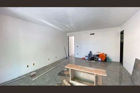 Casa à venda com 3 quartos, 200m² em São Francisco, Niterói