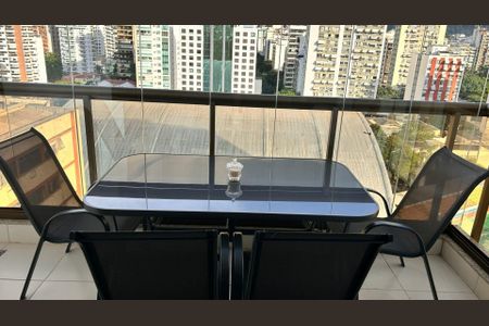 Apartamento à venda com 3 quartos, 108m² em Icaraí, Niterói