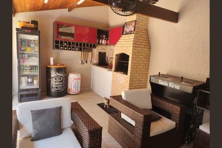 Casa à venda com 3 quartos, 174m² em Maravista, Niterói