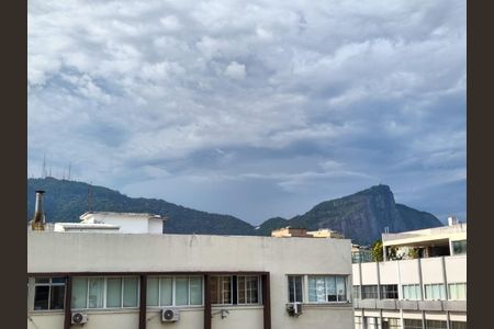 Apartamento à venda com 107m², 3 quartos e 1 vaga