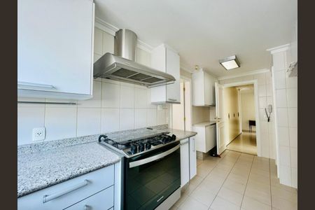 Apartamento à venda com 204m², 3 quartos e 4 vagas