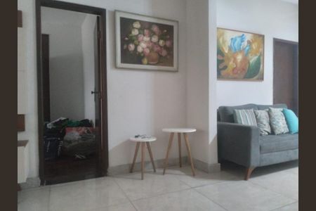 Casa à venda com 4 quartos, 275m² em Céu Azul, Belo Horizonte