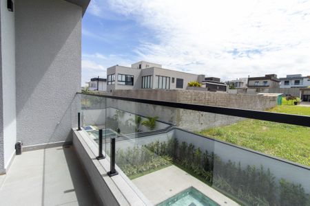 Casa de condomínio à venda com 340m², 4 quartos e 4 vagasSuite 4