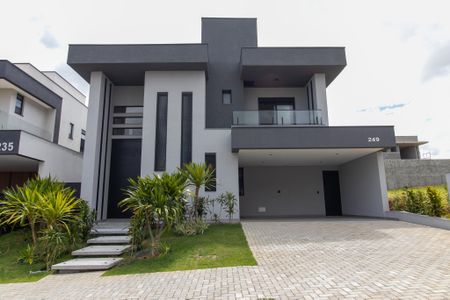 Casa de condomínio à venda com 340m², 4 quartos e 4 vagasFachada