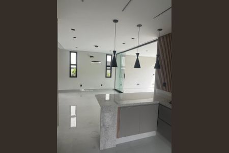 Casa à venda com 4 quartos, 340m² em Lot. Residencial Arborais, Campinas