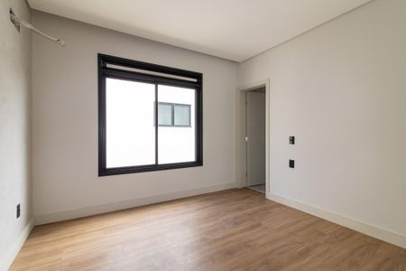 Casa de condomínio à venda com 340m², 4 quartos e 4 vagasSuite 2