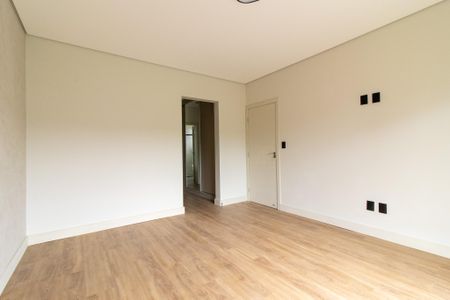 Casa de condomínio à venda com 340m², 4 quartos e 4 vagasSuite 1