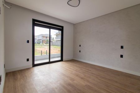 Casa de condomínio à venda com 340m², 4 quartos e 4 vagasSuite 1