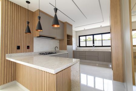 Casa de condomínio à venda com 340m², 4 quartos e 4 vagasCozinha