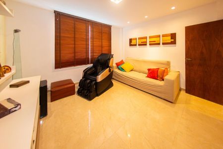 Casa à venda com 4 quartos, 665m² em Barra da Tijuca, Rio de Janeiro