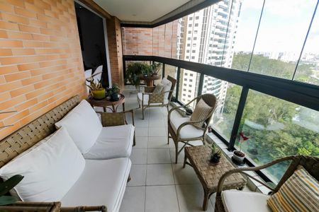 Apartamento à venda com 193m², 4 quartos e 4 vagas Apartamento à venda com 193m², 4 quartos e 4 vagasVaranda da Sala