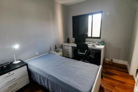 Apartamento à venda com 193m², 4 quartos e 4 vagas Apartamento à venda com 193m², 4 quartos e 4 vagasSuíte 1