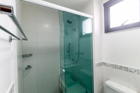 Apartamento à venda com 193m², 4 quartos e 4 vagas Apartamento à venda com 193m², 4 quartos e 4 vagasBanheiro da Suíte 2 - chuveiro