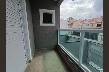 Casa à venda com 4 quartos, 260m² em Vila Carrão, São Paulo