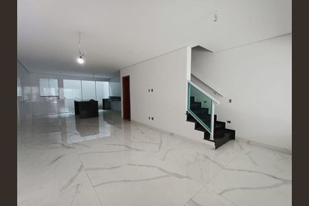 Casa à venda com 4 quartos, 260m² em Vila Carrão, São Paulo
