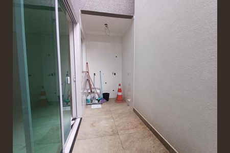 Casa à venda com 4 quartos, 260m² em Vila Carrão, São Paulo