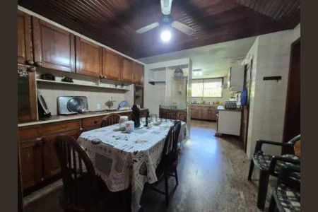 Casa à venda com 4 quartos, 644m² em Freguesia (Jacarepaguá), Rio de Janeiro
