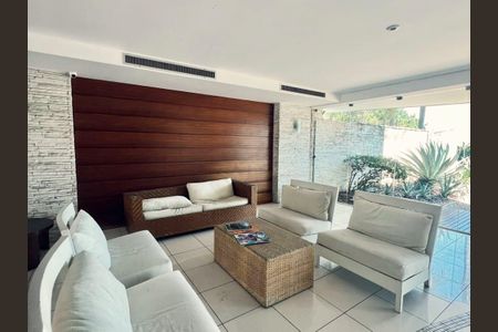 Apartamento à venda com 2 quartos, 137m² em Barra da Tijuca, Rio de Janeiro