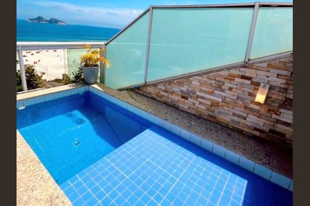 Apartamento à venda com 137m², 2 quartos e 2 vagas