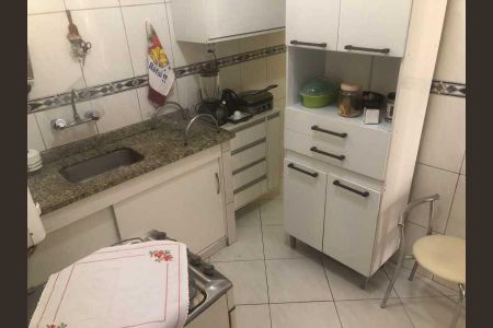 Apartamento à venda com 73m², 2 quartos e 1 vaga