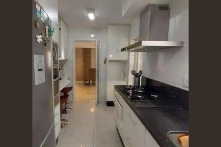 Apartamento à venda com 132m², 3 quartos e 3 vagas