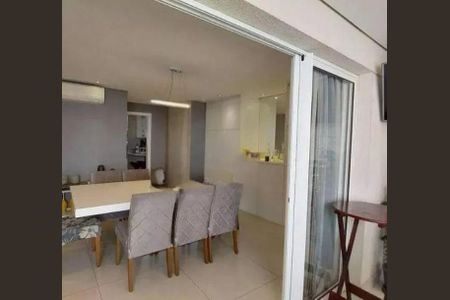 Apartamento à venda com 132m², 3 quartos e 3 vagas