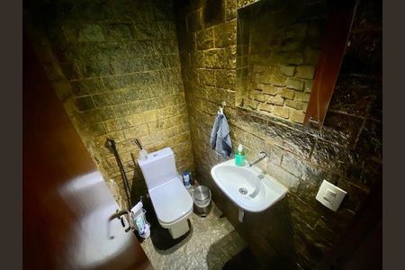 Casa à venda com 4 quartos, 378m² em Itaipu, Niterói