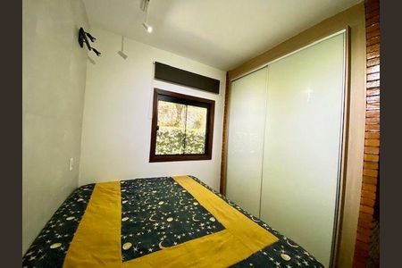 Casa à venda com 4 quartos, 378m² em Itaipu, Niterói