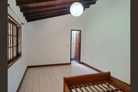 Casa à venda com 2 quartos, 134m² em Vila Progresso, Niterói