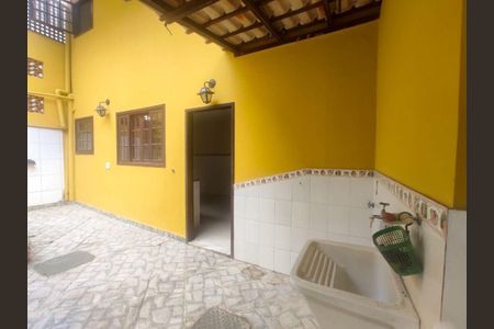 Casa à venda com 2 quartos, 134m² em Vila Progresso, Niterói