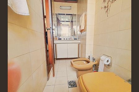 Apartamento à venda com 4 quartos, 200m² em Santo Antônio, Belo Horizonte