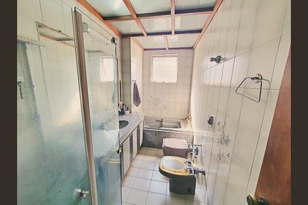 Apartamento à venda com 4 quartos, 200m² em Santo Antônio, Belo Horizonte