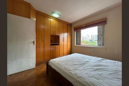 Casa à venda com 3 quartos, 194m² em Vila Mariana, São Paulo